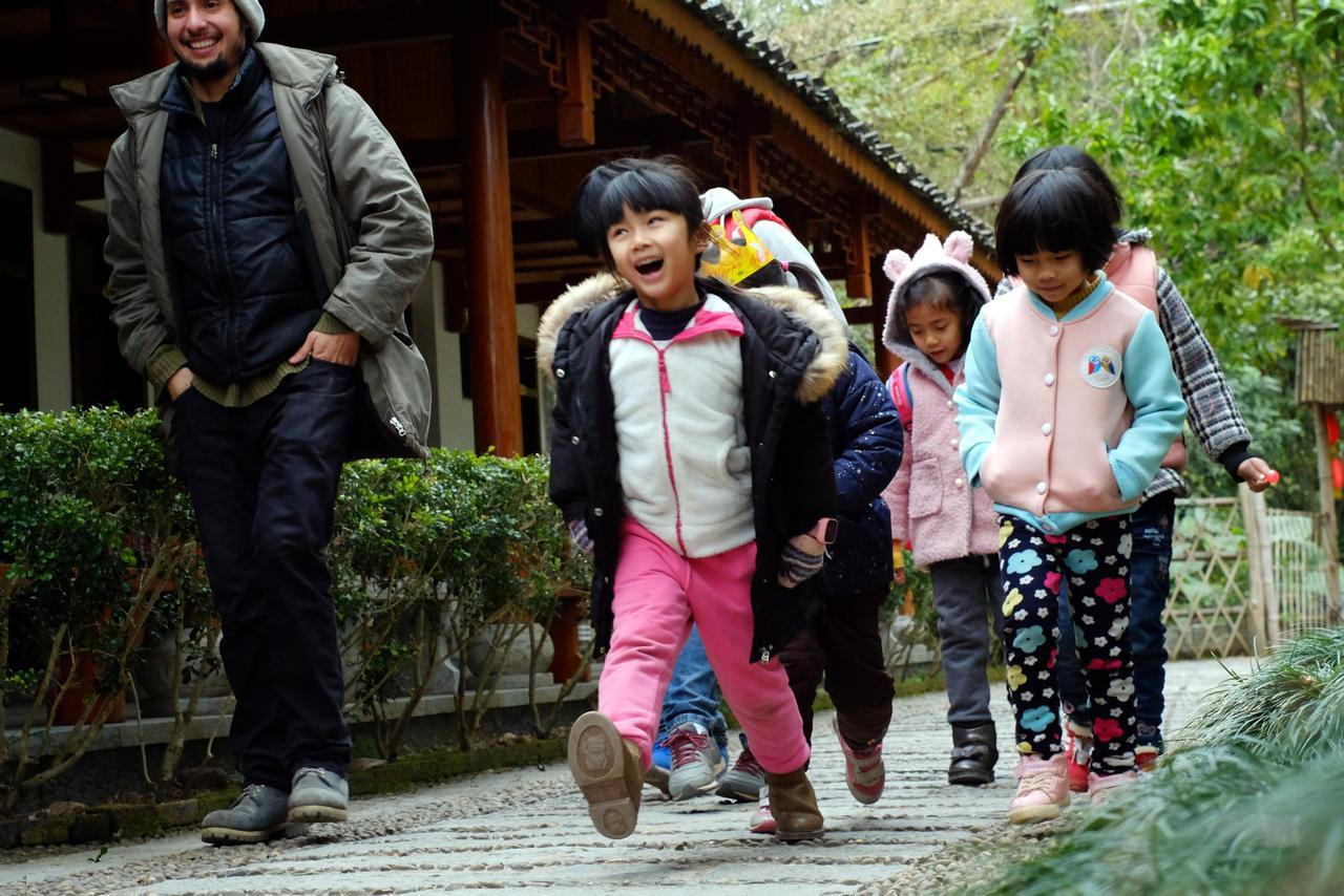 Nirvana Organic Farm Inn Yangshuo Bagian luar foto