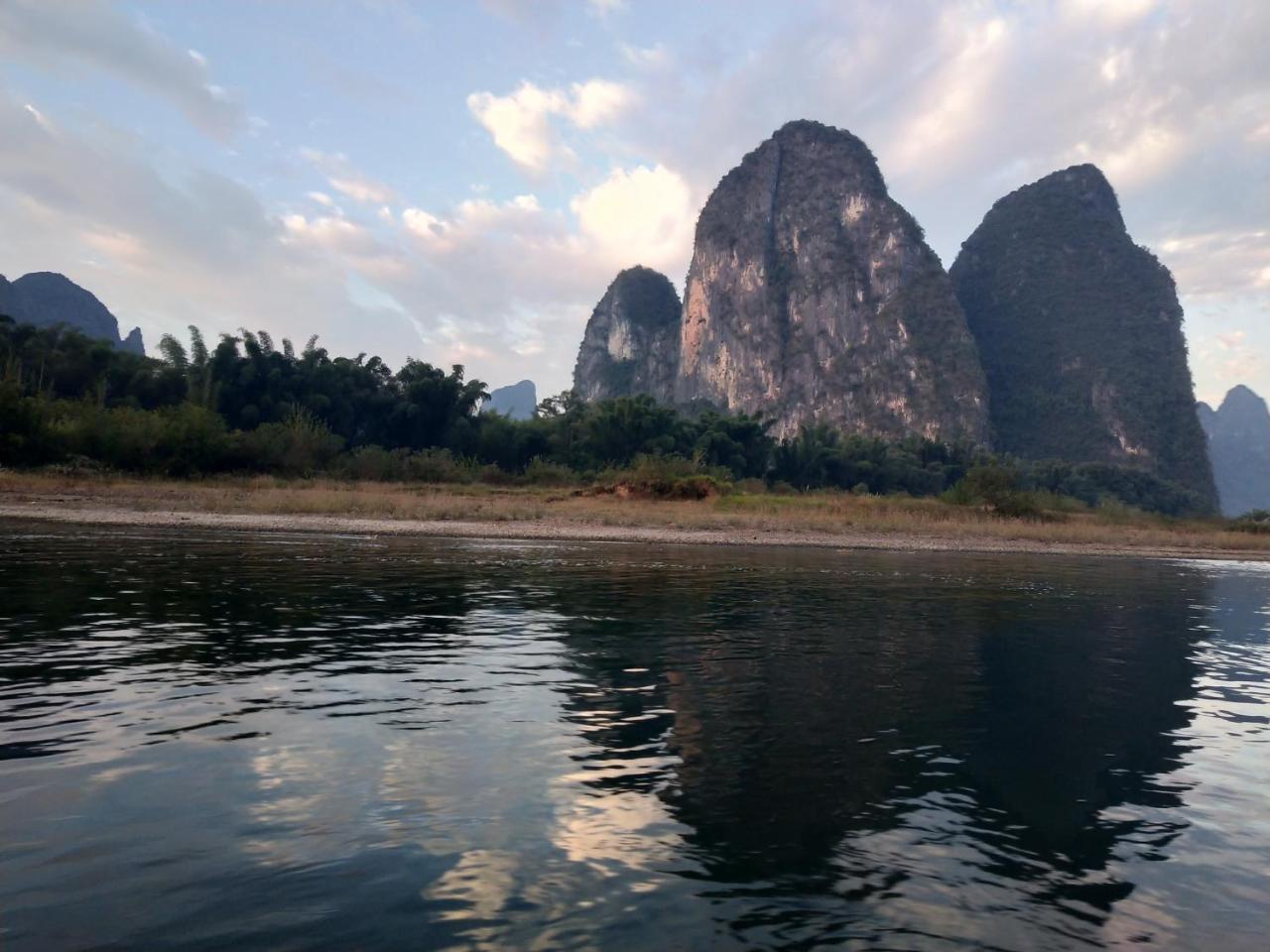 Nirvana Organic Farm Inn Yangshuo Bagian luar foto