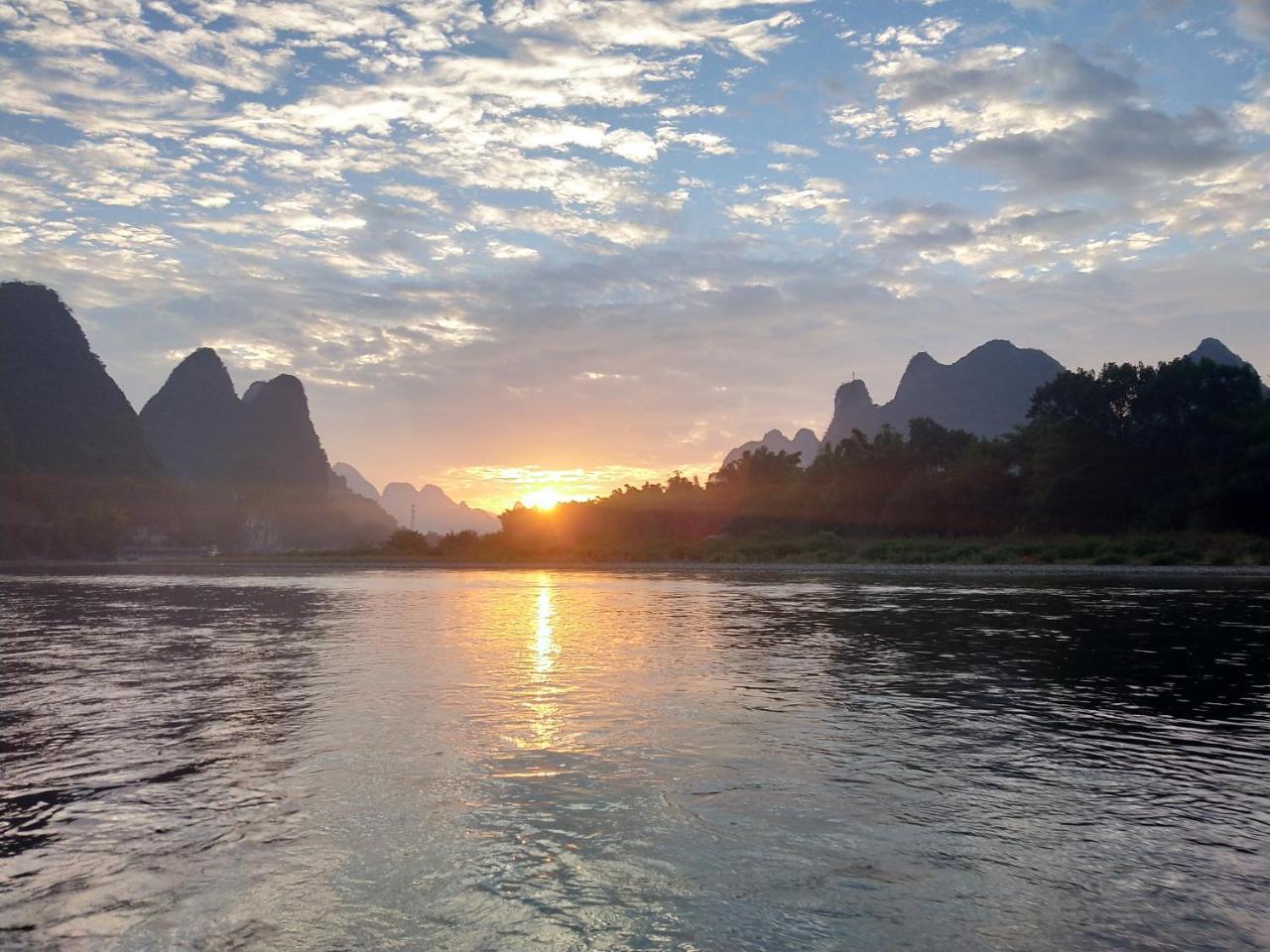 Nirvana Organic Farm Inn Yangshuo Bagian luar foto