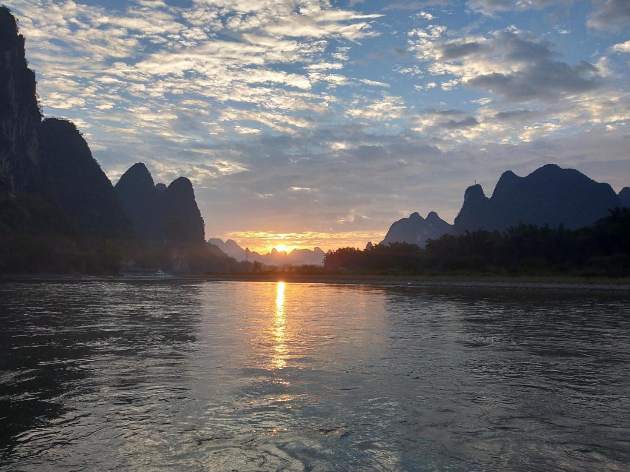 Nirvana Organic Farm Inn Yangshuo Bagian luar foto